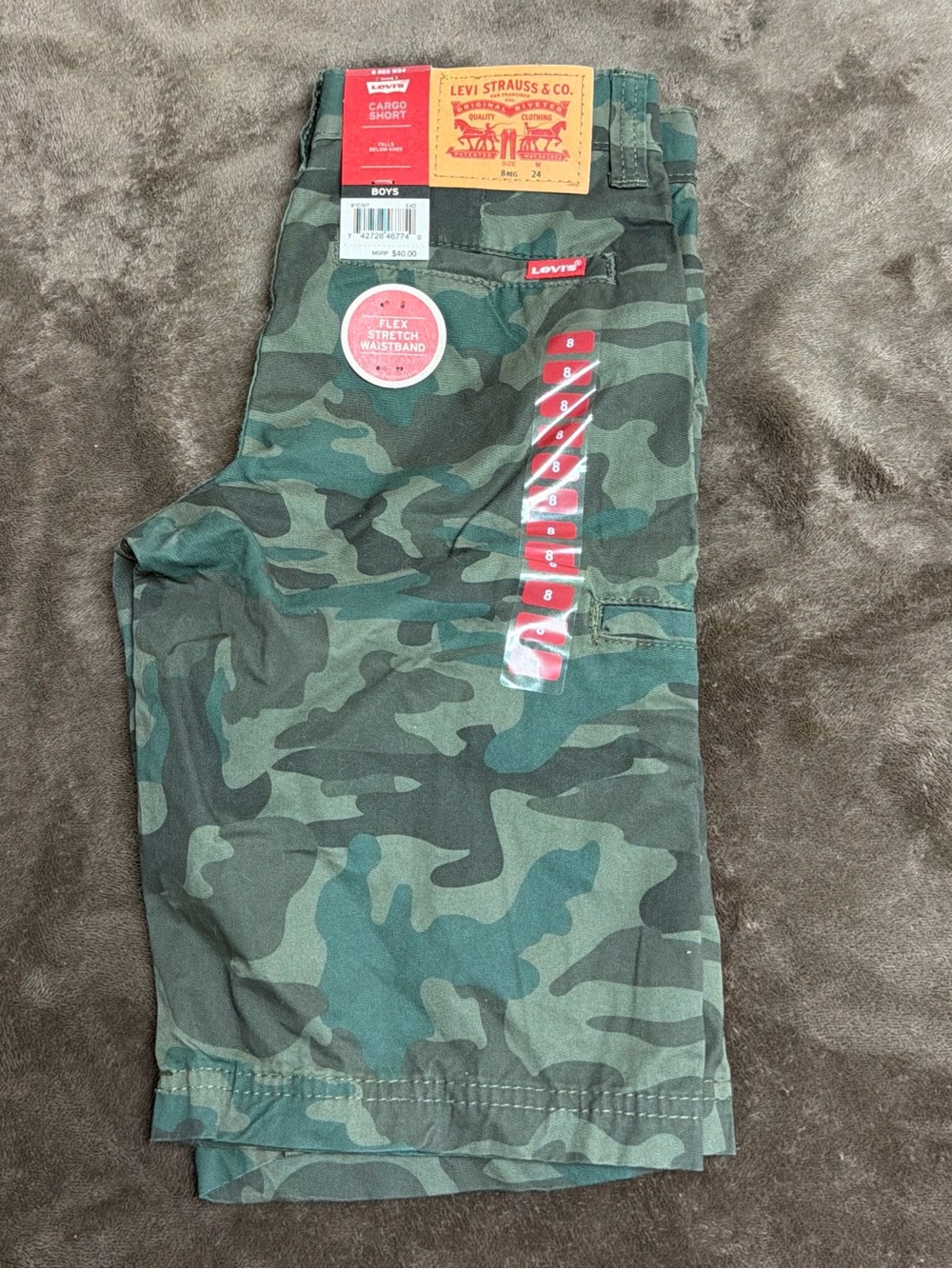 Levi's Men's Green Camo Cargo Shorts - Picture 4 of 5